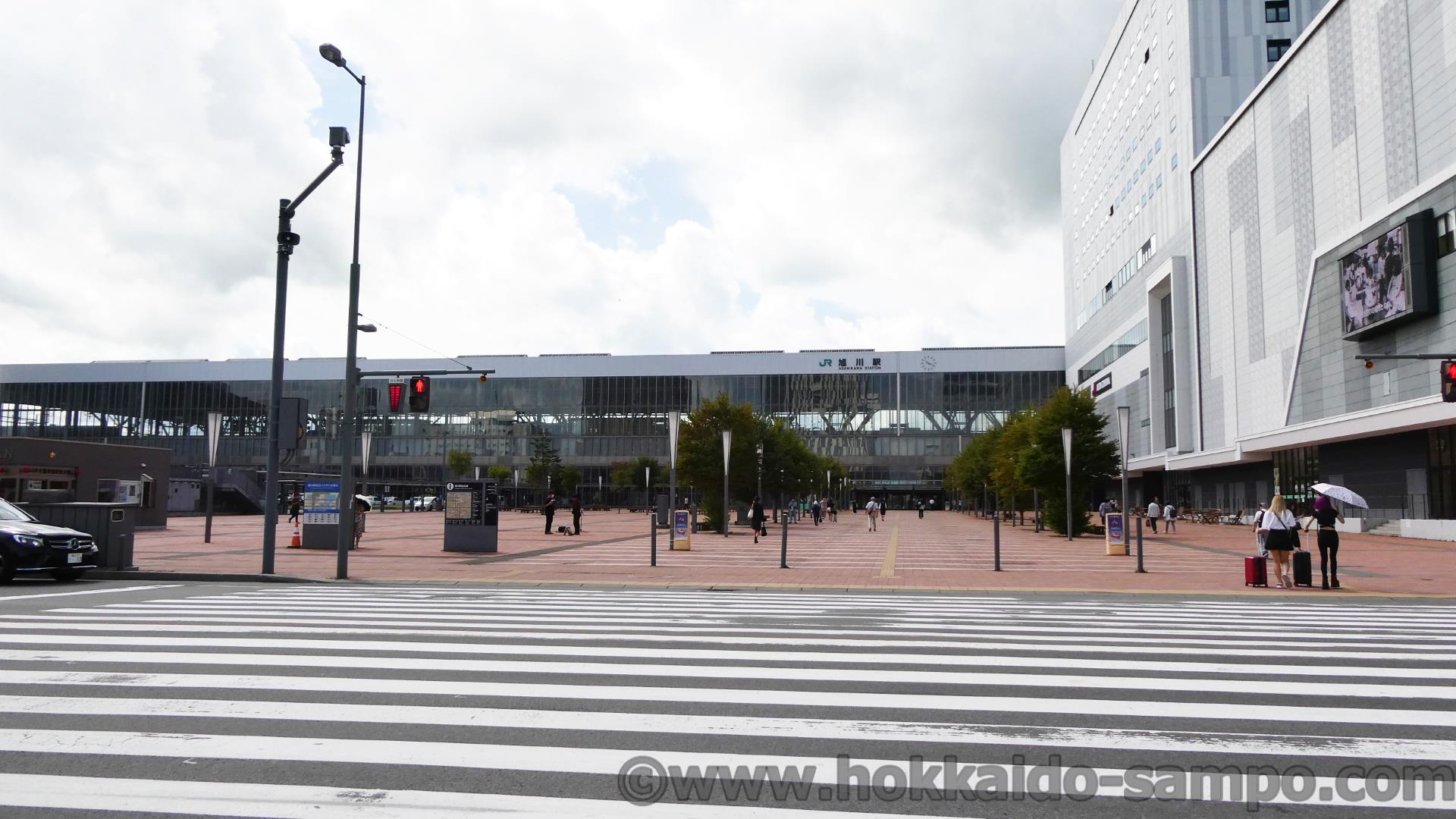 2023年9月、暑すぎた夏をなんとか乗り越えた頃の旭川駅前を散歩する(旭川駅~買物公園)